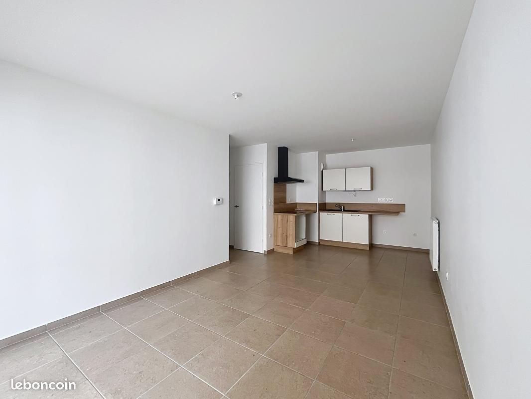 Appartement 3 pièces 63 m² · à Clermont-Ferrand · 63 m² · 768 €