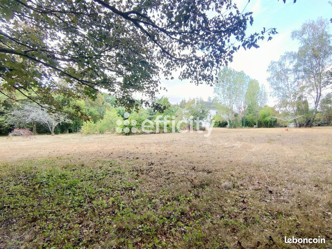 Maison 10 pièces 176 m² · à Treillières · 176 m² · 1 097 200 €