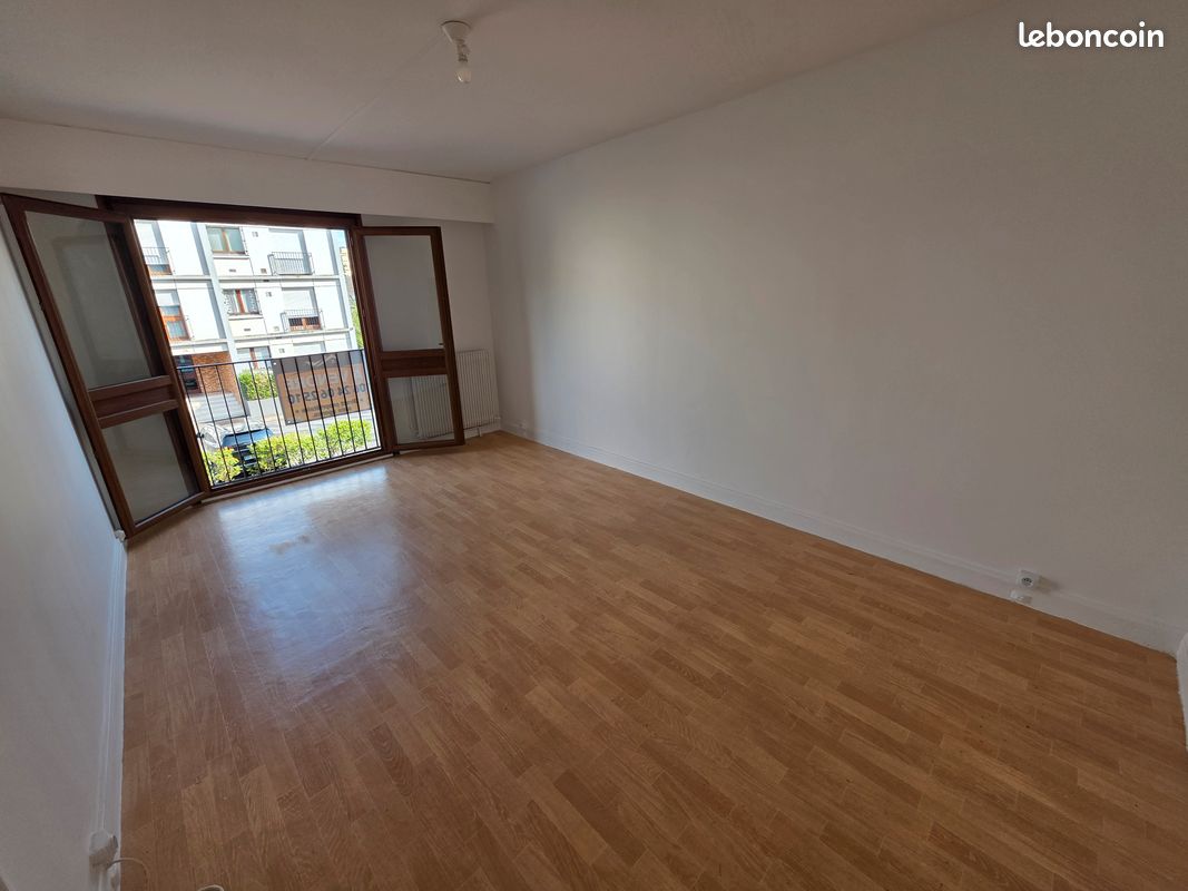 Appartement 2 pièces 45 m² · à Livry-Gargan · 45 m² · 132 000 €