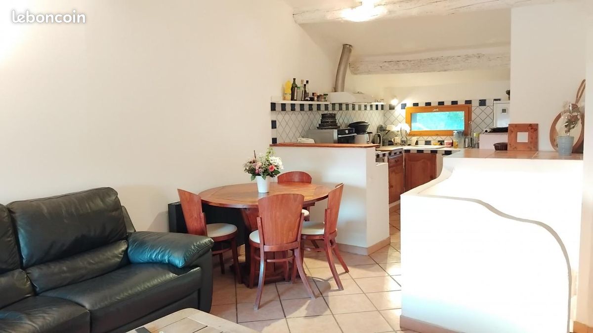 Appartement 3 pièces 53 m² · à Éguilles · 53 m² · 877 €/mois