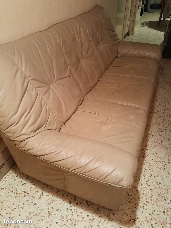 Canapé et fauteuil cuir beige (image 1)