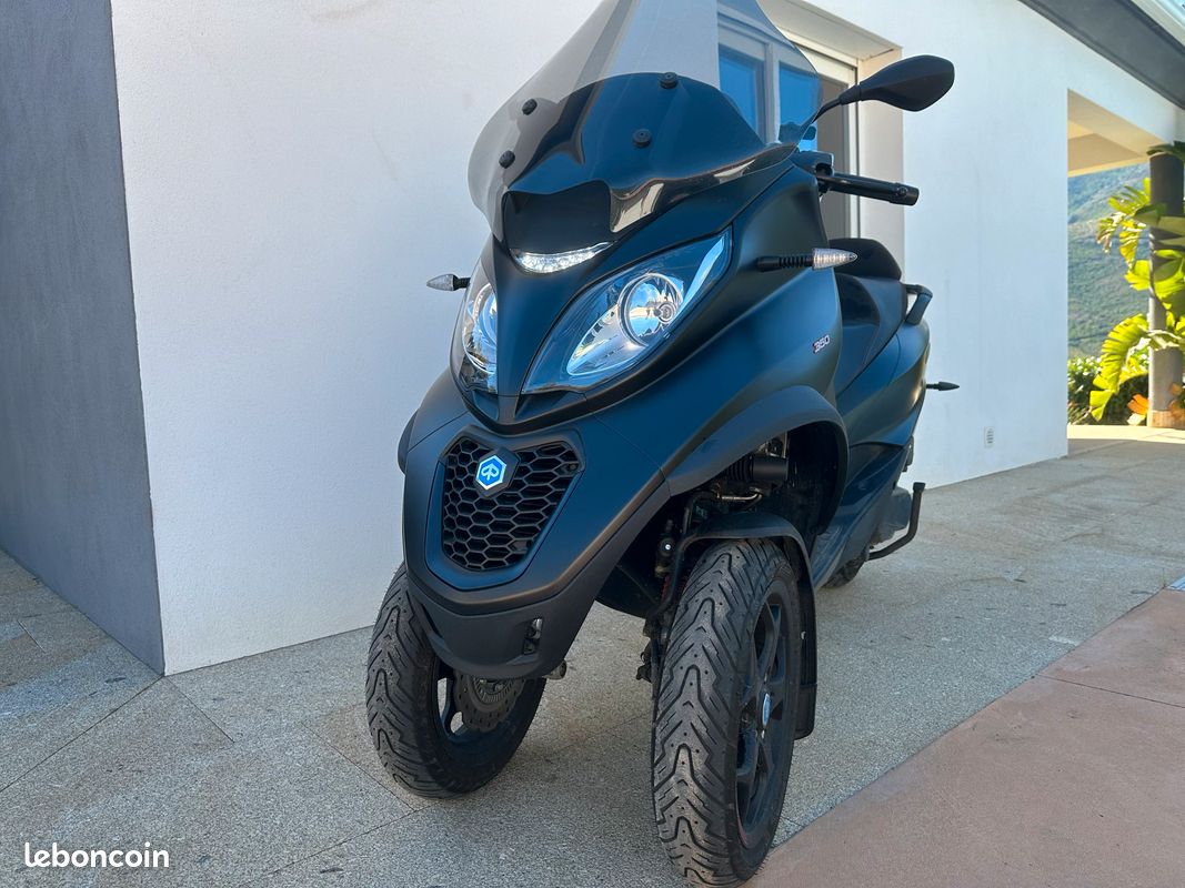 Piaggio MP3 HPE 350 - Motos