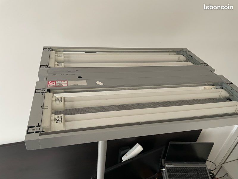 Lampe de bureau (image 4)