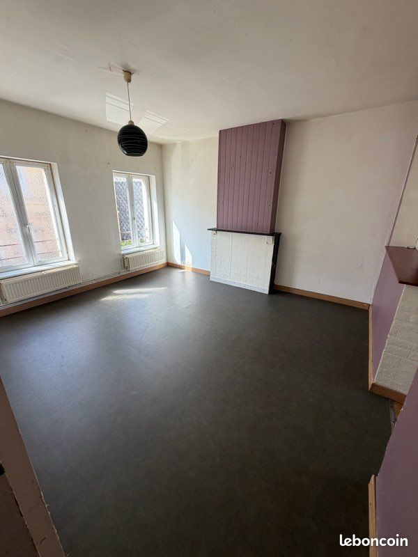 Appartement 4 pièces 70 m² · à Hautmont · 70 m² · 590 €