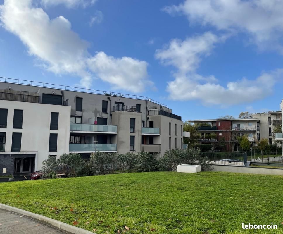 Appartement 2 pièces 41 m² · à Cenon · 41 m² · 594 €