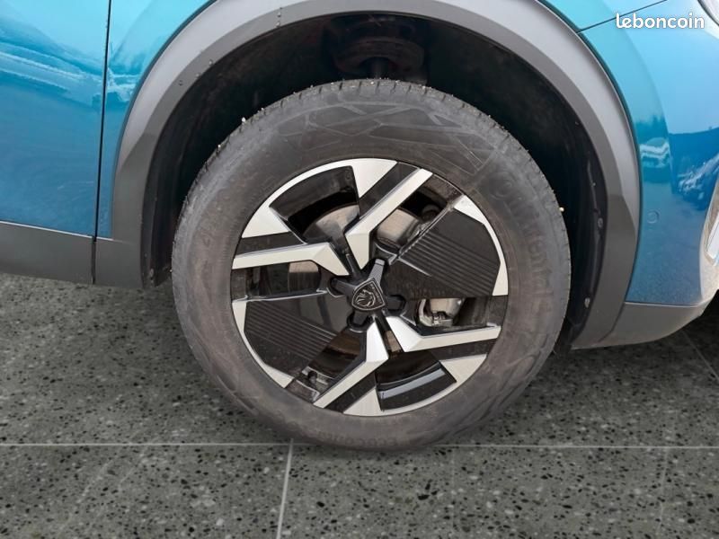 Peugeot 2008 1.2 100ch S&S Allure (image 8)