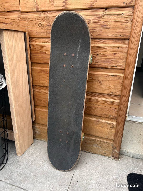 Skate Jart (image 1)