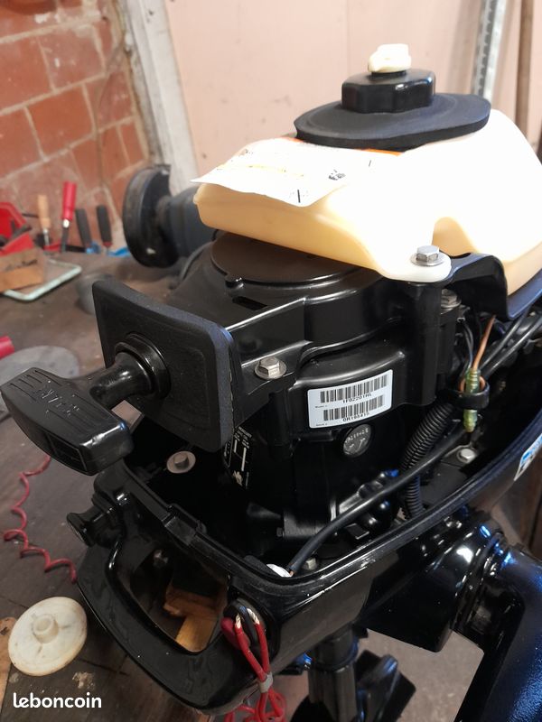 Moteur hors bord (image 2)
