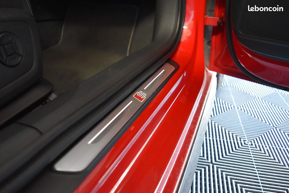 AUDI S3 SPORTBACK TFSI 310 S tronic 7 Quattro (image 40)