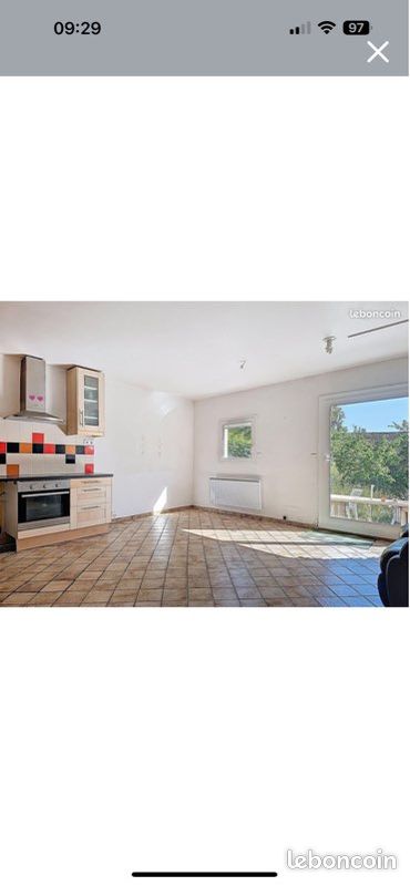 Maison 6 pièces 140 m² · à Le Châtelet-en-Brie · 140 m² · 1 000 €/mois
