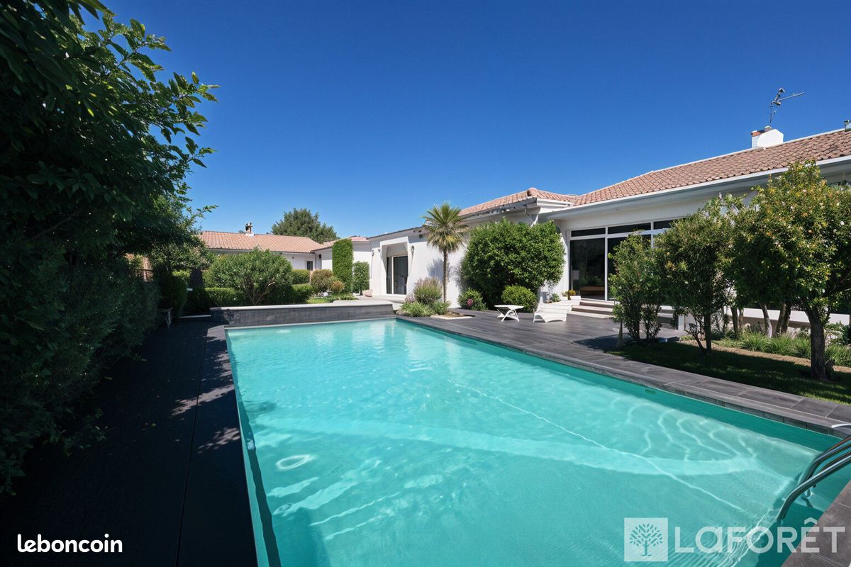 Maison 4 pièces 214 m² · à Gujan-Mestras · 214 m² · 729 000 €