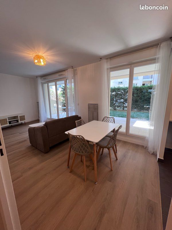 Appartement 1 pièce 34 m² · à Puteaux · 34 m² · 1 350 €