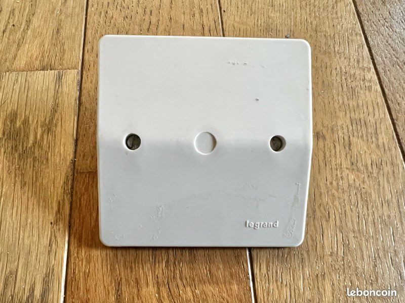Plaque De Buzzer Legrand Neptune Vintage - Neuf Dans Son Emballage - Ancien Modèle Électrique