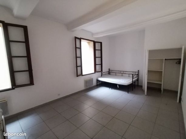 Loue studio centre ville Apt