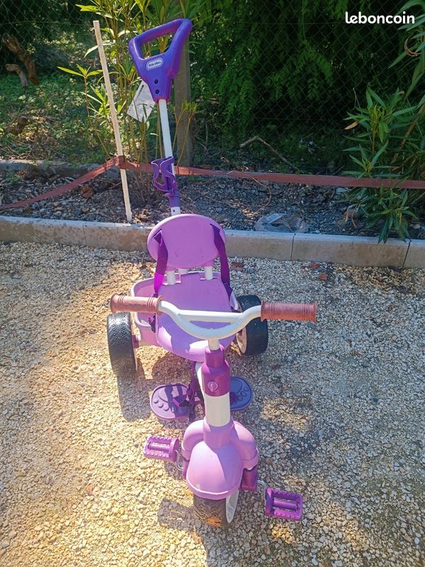 Tricycle (image 2)