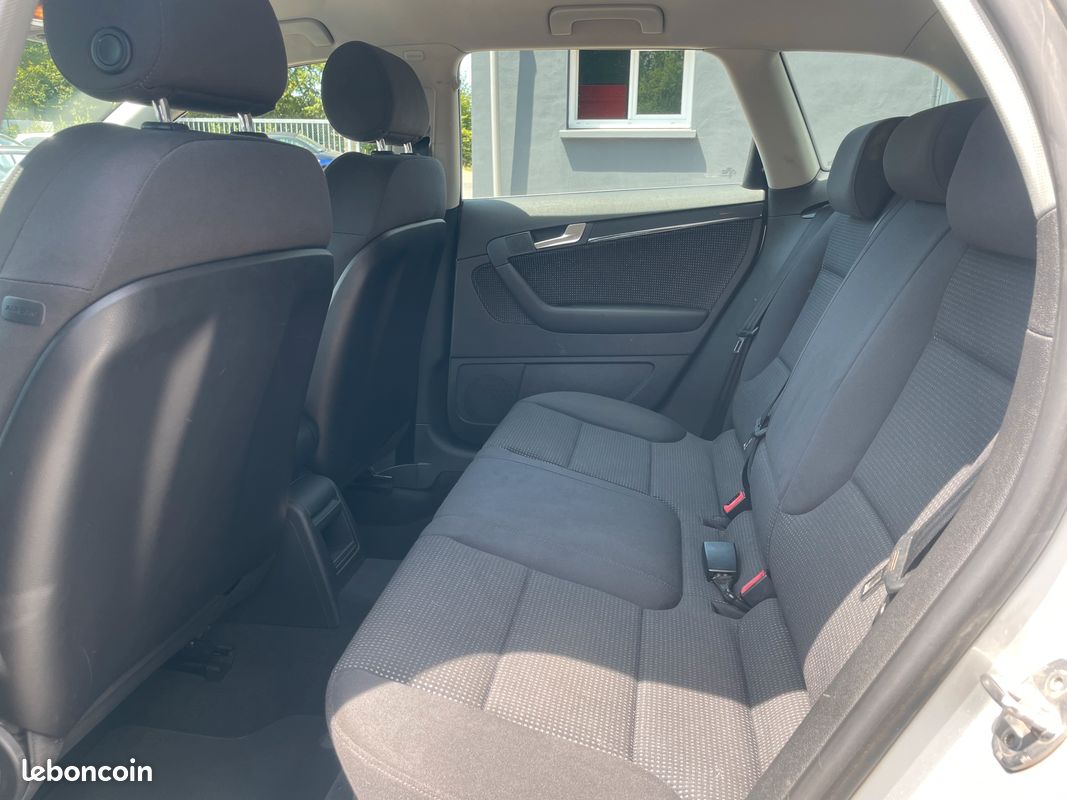 Audi A3 2.0 TDI 140 Ambiente (image 4)