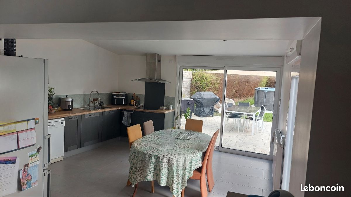 Maison 7 pièces 140 m² · à Les Châteliers · 140 m² · 205 000 €