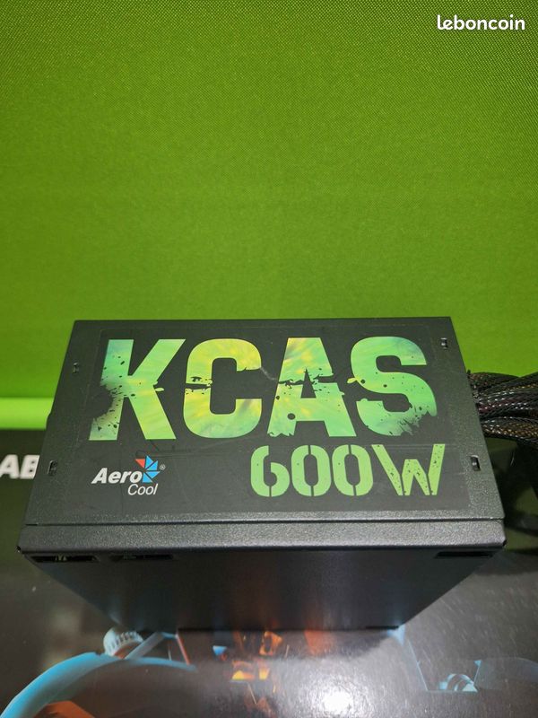 Alimentation PC AeroCool KCAS 600W – Modèle ATX Fonctionnel (occasion)