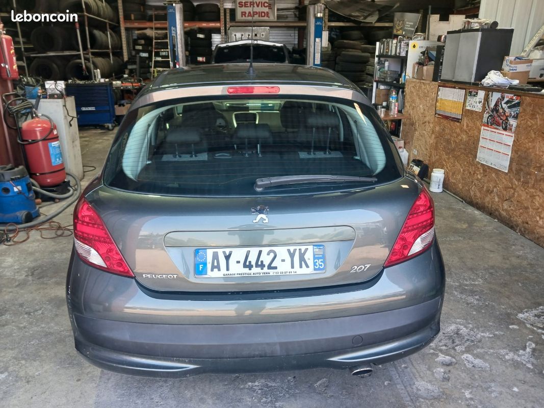 Peugeot 207 (image 3)