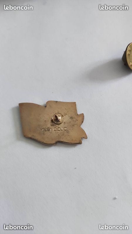 VINTAGE PINS OLYMPIC GAMES ALBERTVILLE LA POSTE ALBERTVILLE 92 PIN COJO 1991