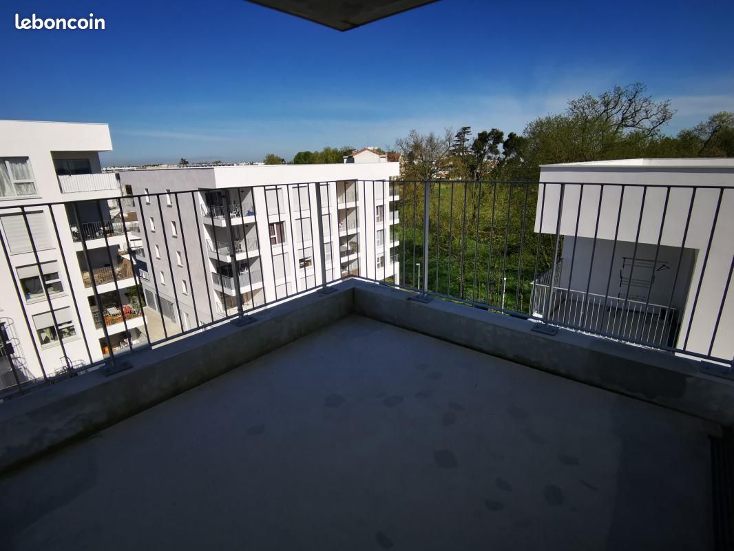 Appartement 3 pièces 61 m² - Cenon 33150 (image principale 5)