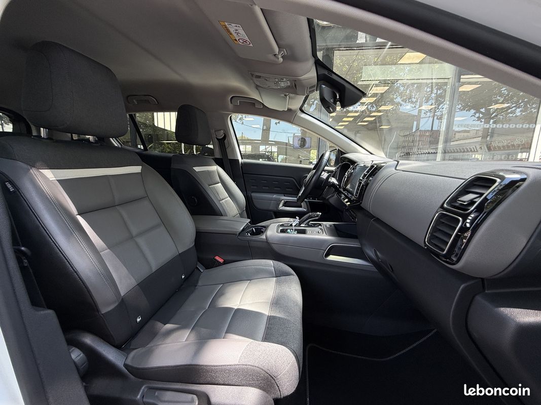 Citroen C5 AIRCROSS HYBRID 225CH SHINE PACK E-EAT8 (image 12)