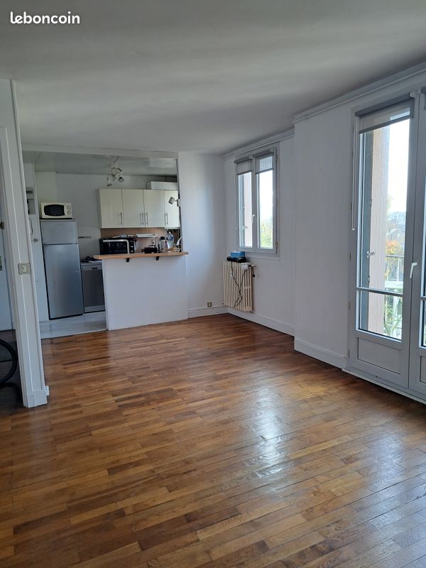 Appartement 3 pièces 59 m² · à Charleville-Mézières · 58,7 m² · 63 000 €