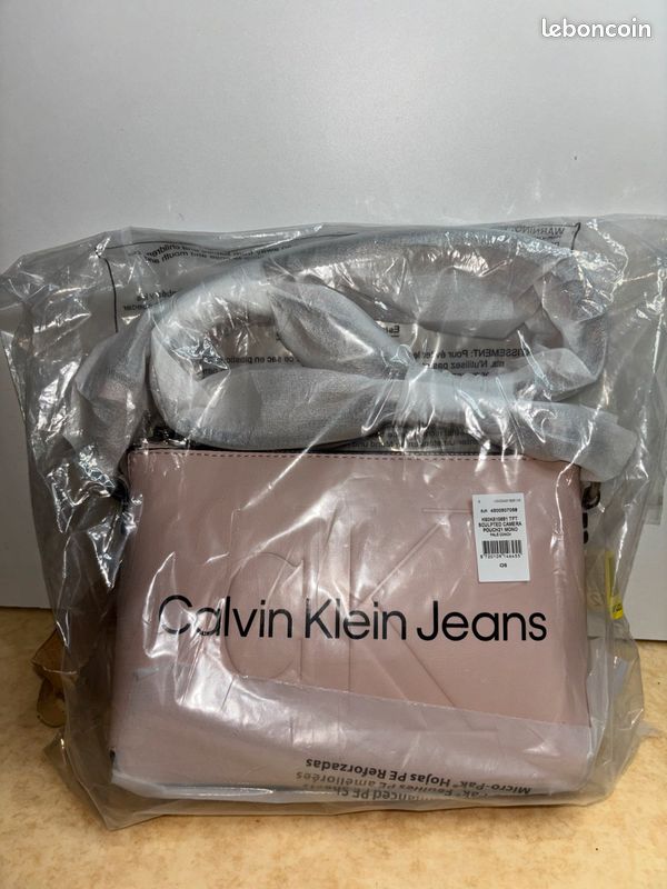 Sac Calvin Klein rose neuf (image 1)
