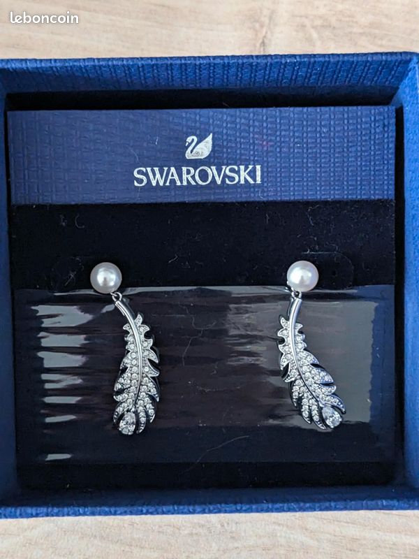 Boucles d'oreilles plumes Swarowski (image 1)
