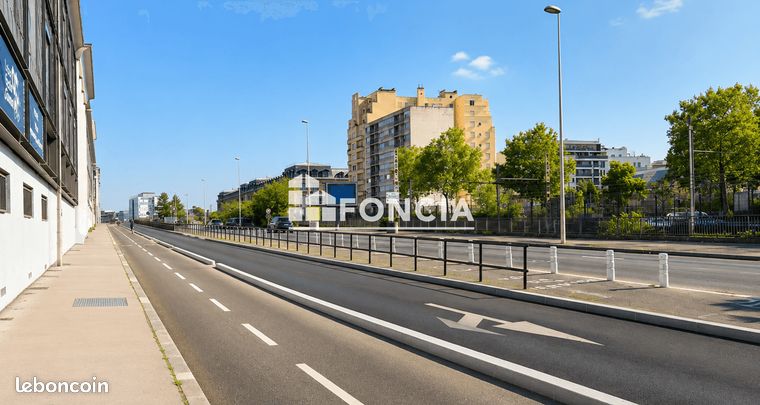 À VENDRE – T3 de 63 m² avec balcon et garage fermé – Lyon 7ᵉ (Manufacture des Tabacs) — 7