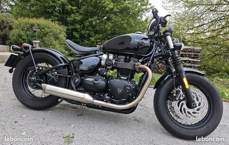 Triumph Bonneville Bobber 1200 (image 2)