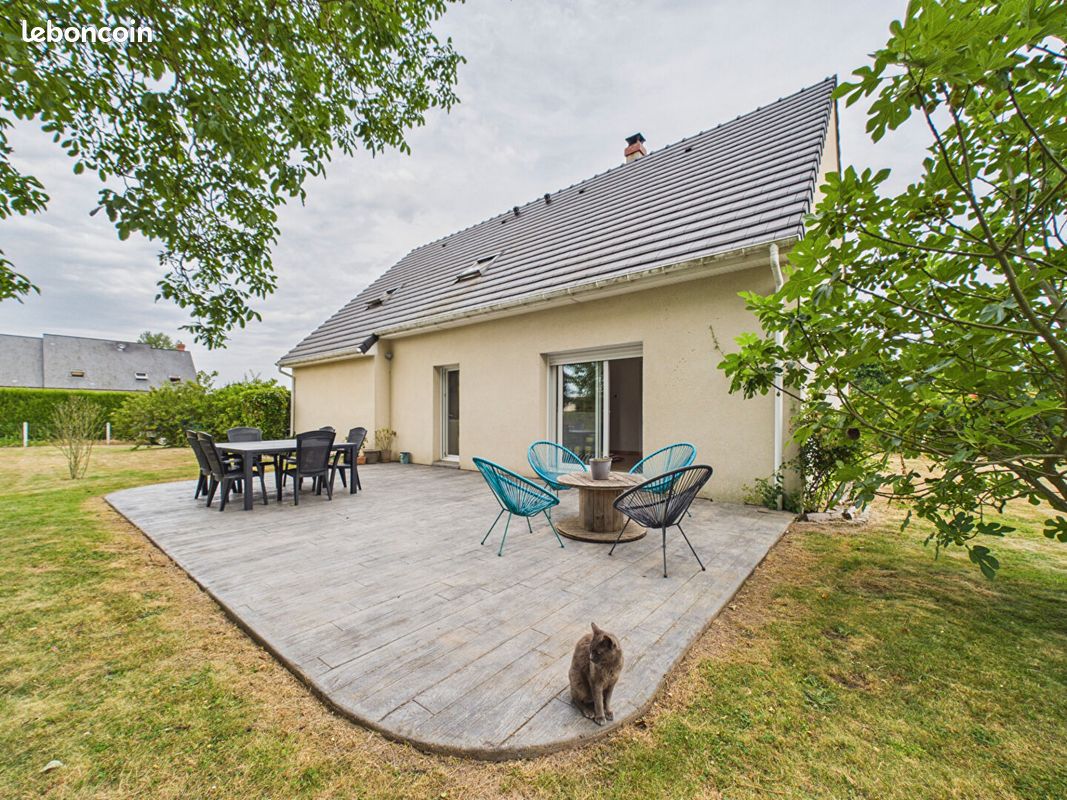 Maison 5 pièces 126 m² · à Saint-Didier-des-Bois · 126 m² · 265 000 €