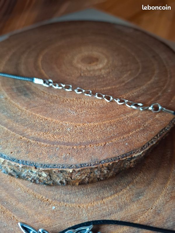 Collier Fantaisie Femme Hécate - Pendentif Triple Lune Et Clé, En Cuivre Avec Strass - Longueur Réglable 45+5 Cm - Cadeau Symbolique Sorcellerie