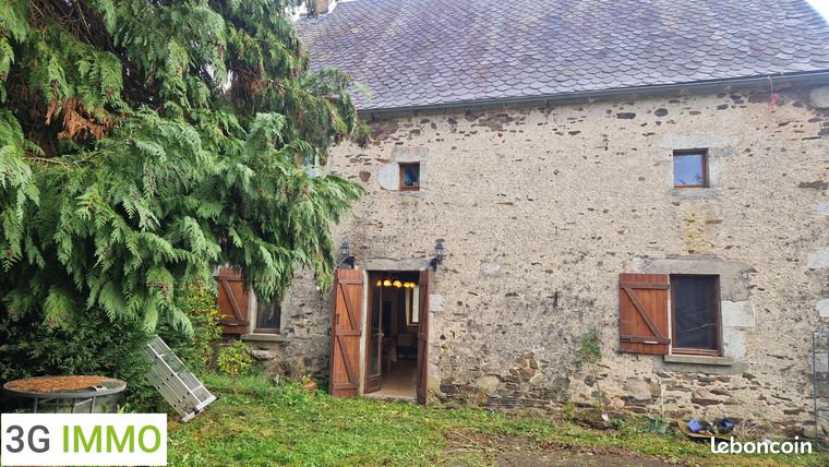 Vente | Maison en pierre | 4p | 3ch | 119 m² | Puy-Saint-Gulmier | Expo Sud-Est | Jardin · Piscine