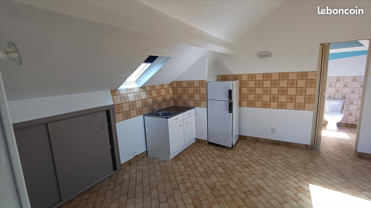 Appartement 1 pièce 25 m² · à Riom · 25 m² · 400 €