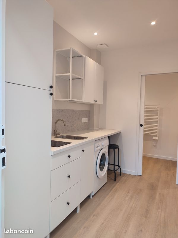 Appartement 1 pièce 16 m² · à Saint-Étienne · 16 m² · 350 €