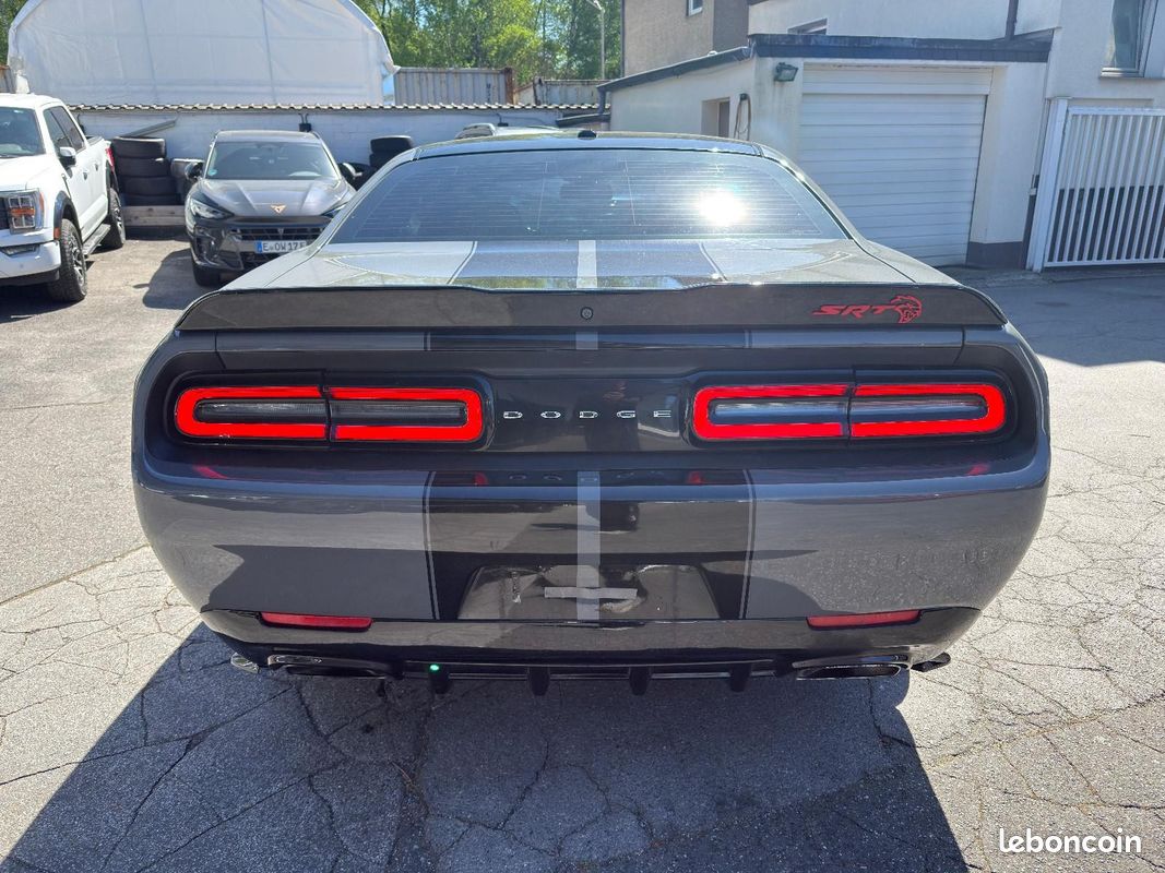 Dodge CHALLENGER R/T V8 5.7 HEMI 377 ch – CarPlay – K&N – Échappement sport – R20 (image 6)