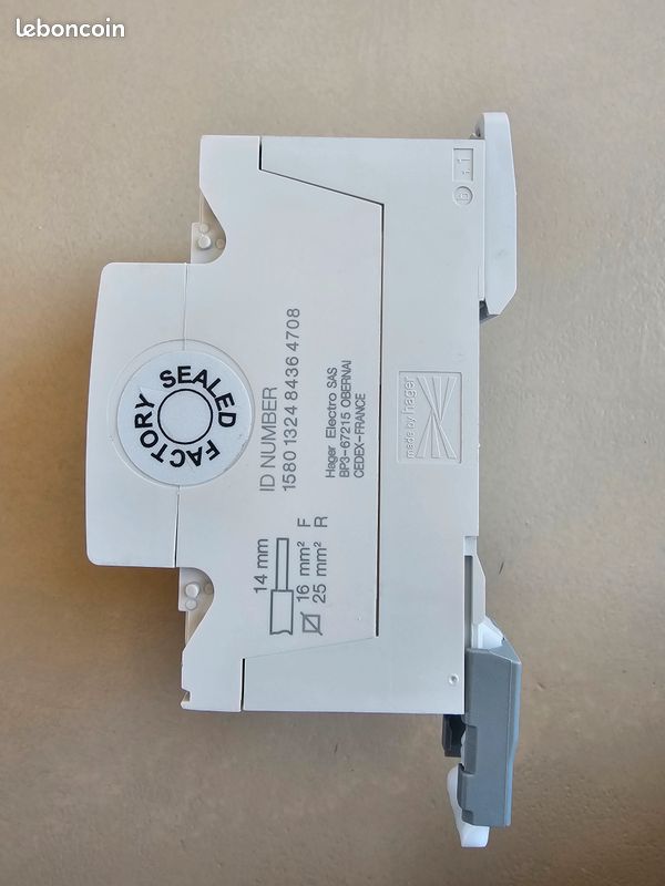 Interrupteur différentiel 25A 30mA 3P+N type B hfq - Borne de recharge triphasé (image 2)