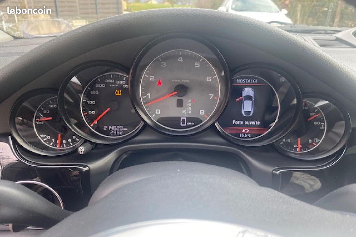PORSCHE PANAMERA 4.8i V8 - 400 - BV PDK - Stop&Start TYPE 970 BERLINE 4S PHASE 1 (image 17)
