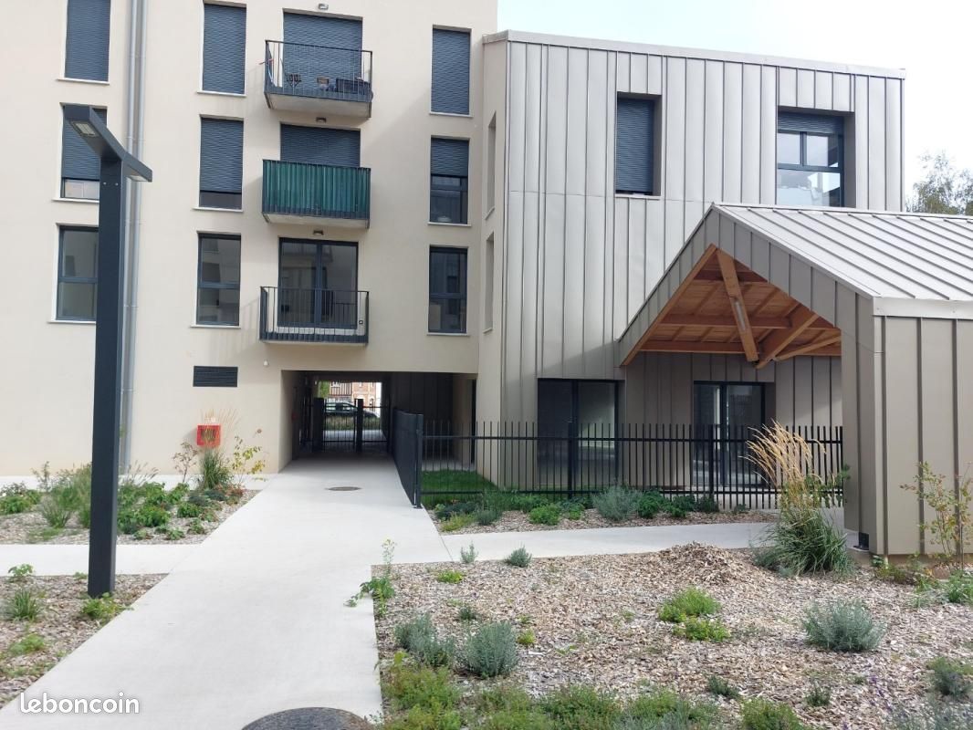 Appartement 1 pièce 21 m² · à Louviers · 21 m² · 450 €/mois