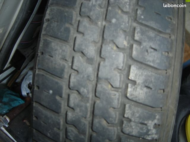Roue secours volvo 340 (image 1)