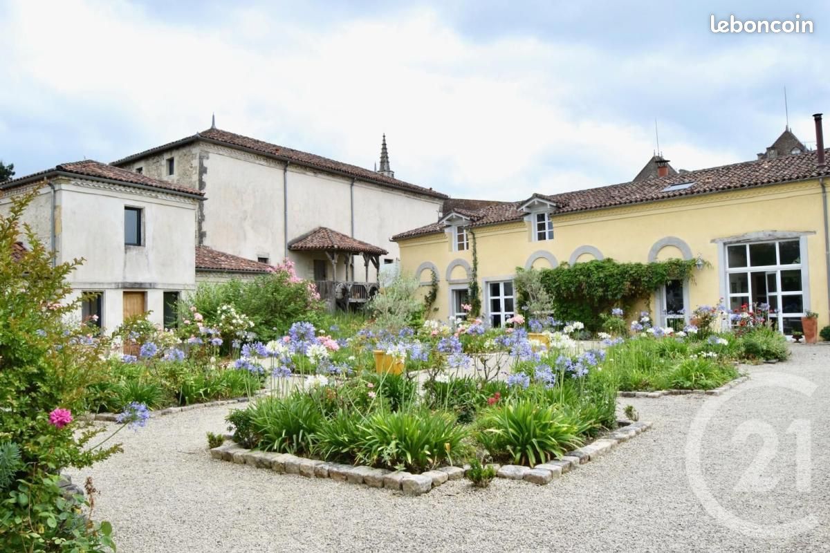 Maison 5 pièces 207 m² · à Saint-Sever · 207 m² · 298 000 €
