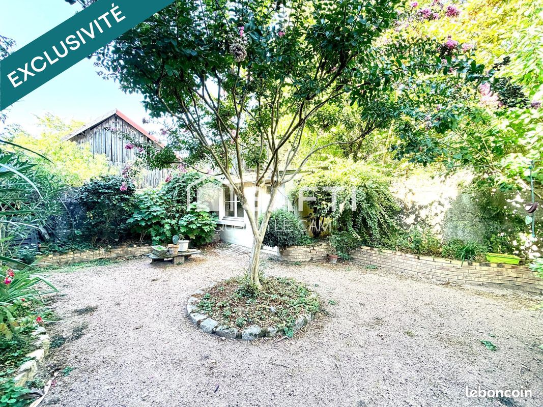 Maison 15 pièces 238 m² · à Angers · 238 m² · 459 000 €