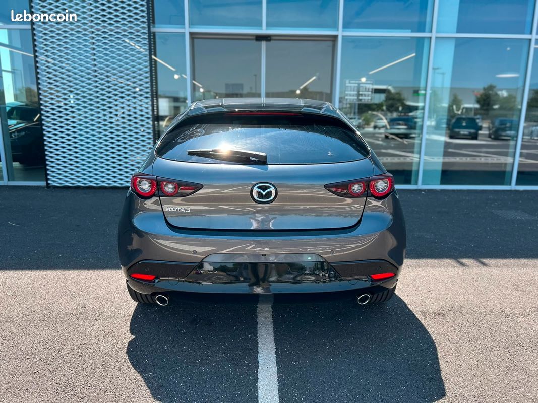 MAZDA Mazda3 5 portes 2.5L e-SKYACTIV-G M Hybrid 140 ch BVM6 Homura (image 4)