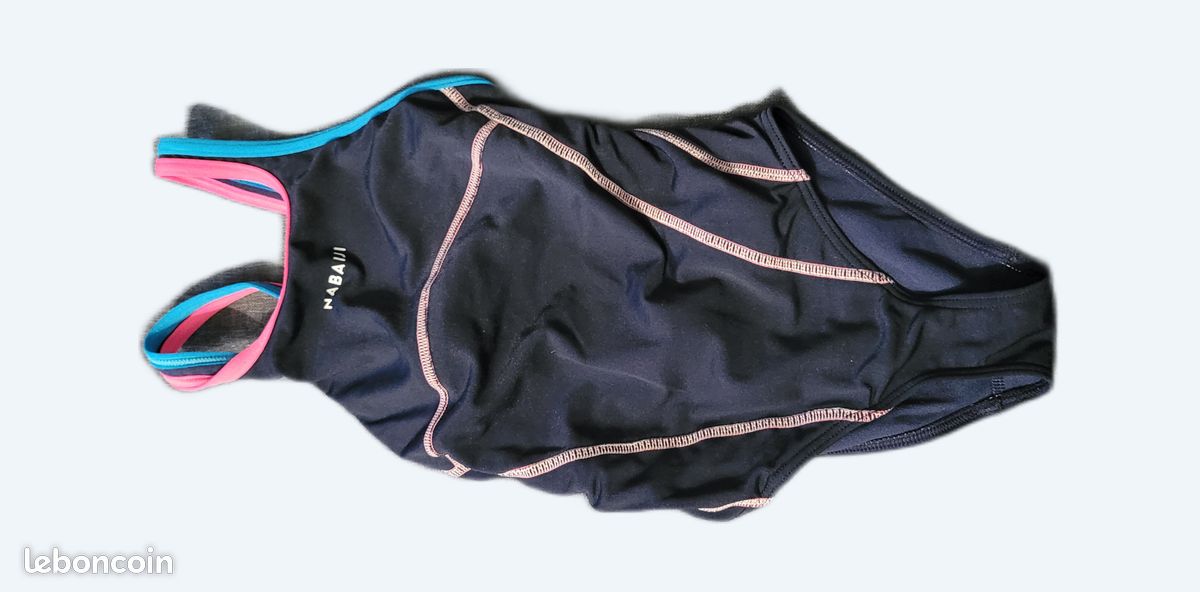 Maillot de bain fille 1 pièce 8 ans (image 1)