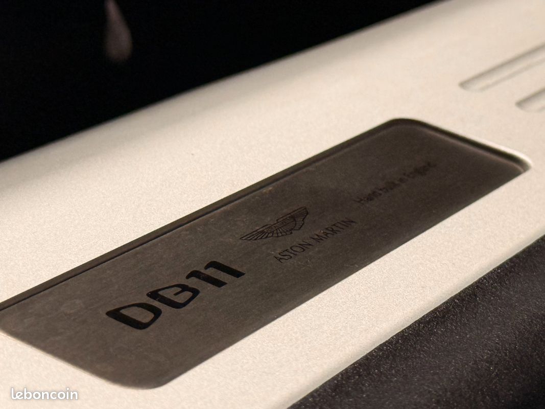 ASTON MARTIN DB11 COUPE V8 4.0 510 BVa (image 29)