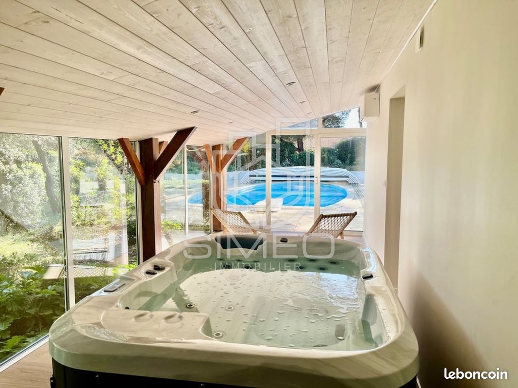 Maison 7 pièces 188 m² · à Talmont-Saint-Hilaire · 188 m² · 1 185 000 €