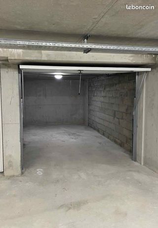 Location garage sécurisé