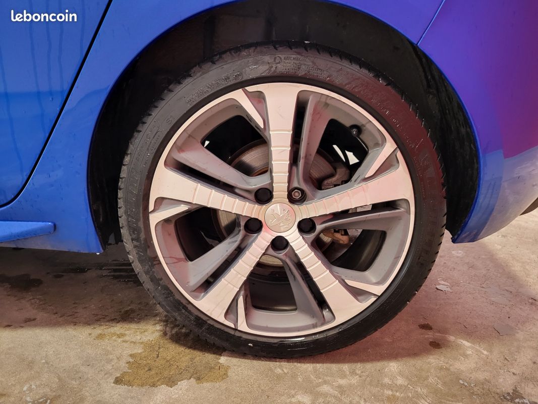 Peugeot 308 peugeot 308 ii 130 s&s gt eat8 - bleu vertigo - distribution ok mars 2026 (image 29)