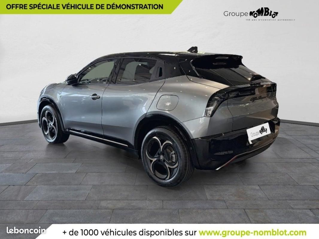 Alfa Romeo Junior ELECTRIQUE Elettrica 156 ch Intensa (image 7)